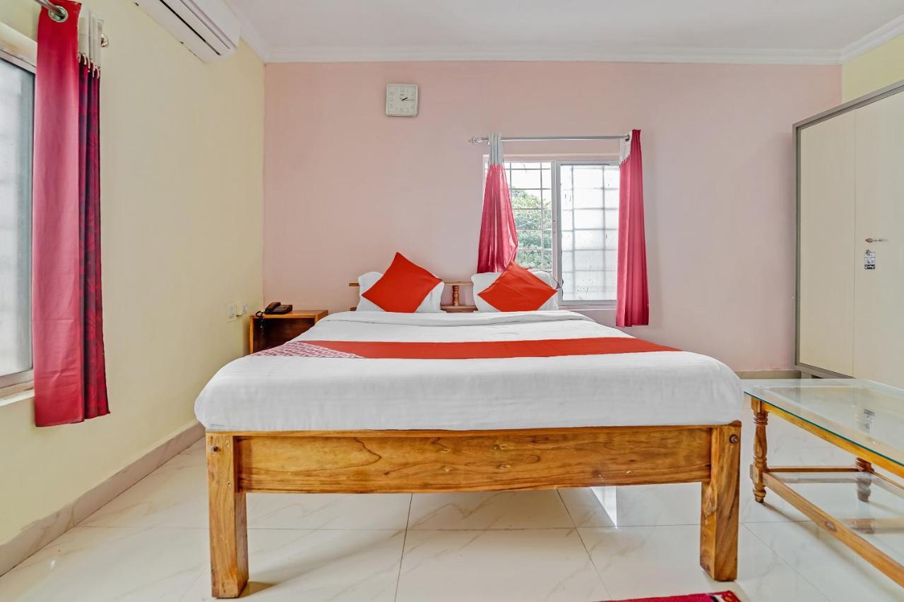 בובנשוואר Oyo Flagship 9009 Tc Guest House מראה חיצוני תמונה