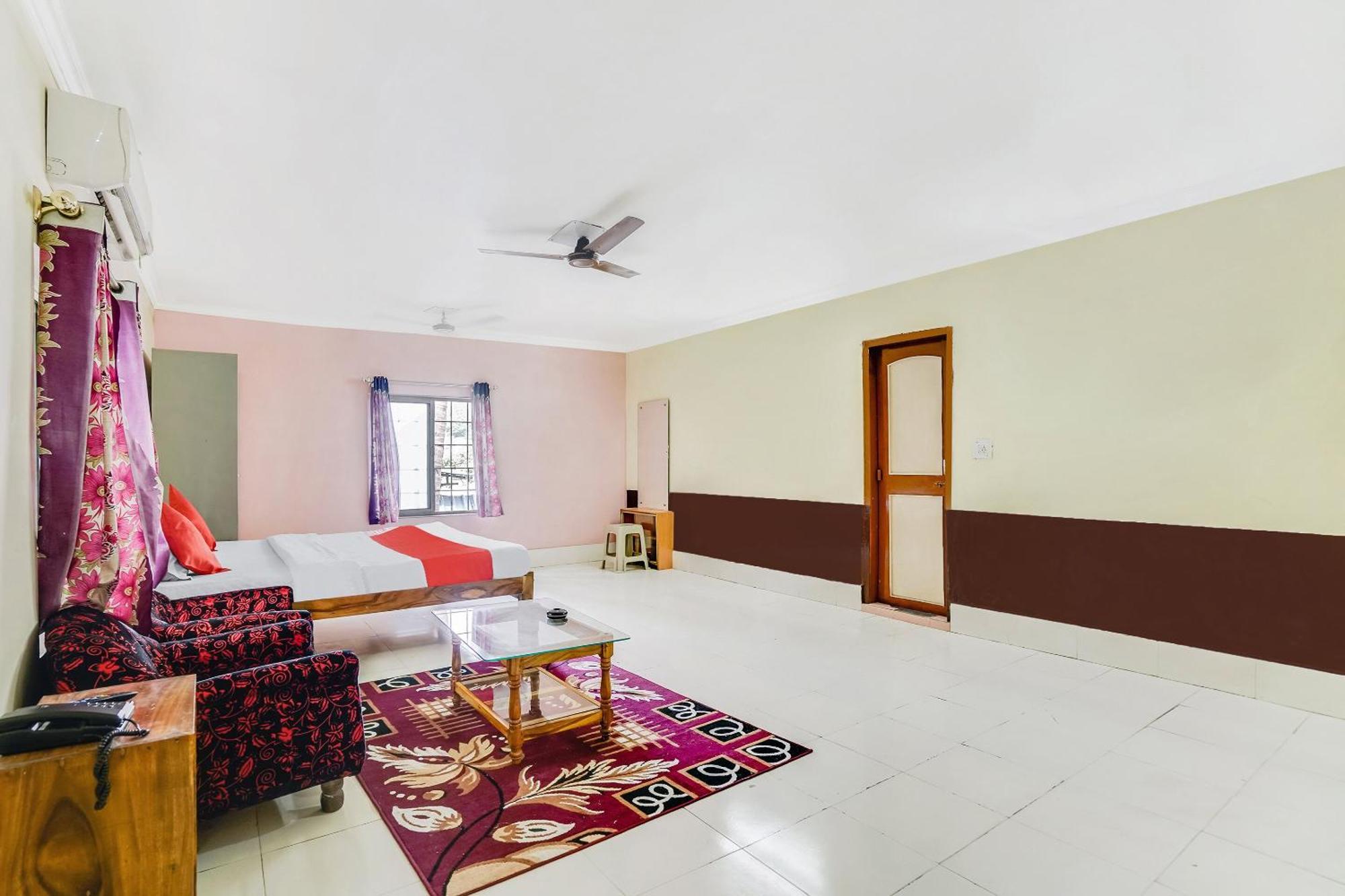 בובנשוואר Oyo Flagship 9009 Tc Guest House מראה חיצוני תמונה