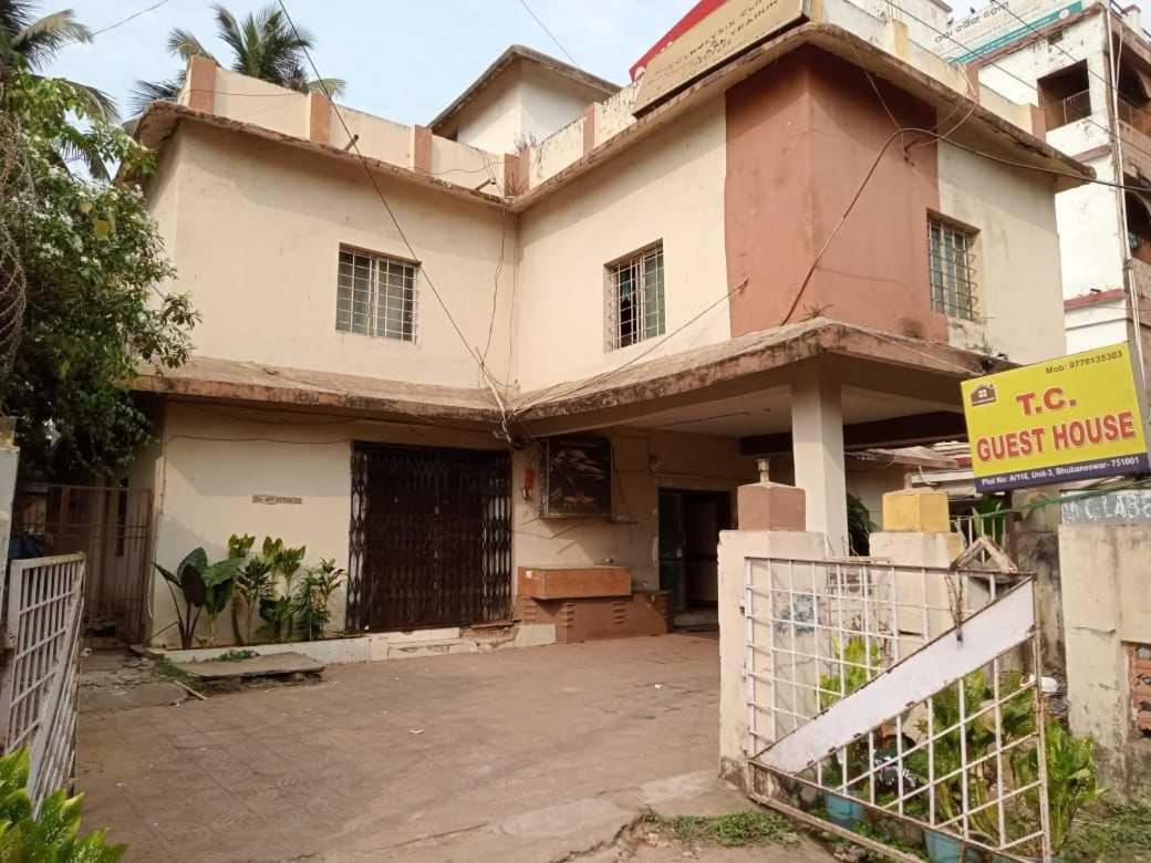 בובנשוואר Oyo Flagship 9009 Tc Guest House מראה חיצוני תמונה