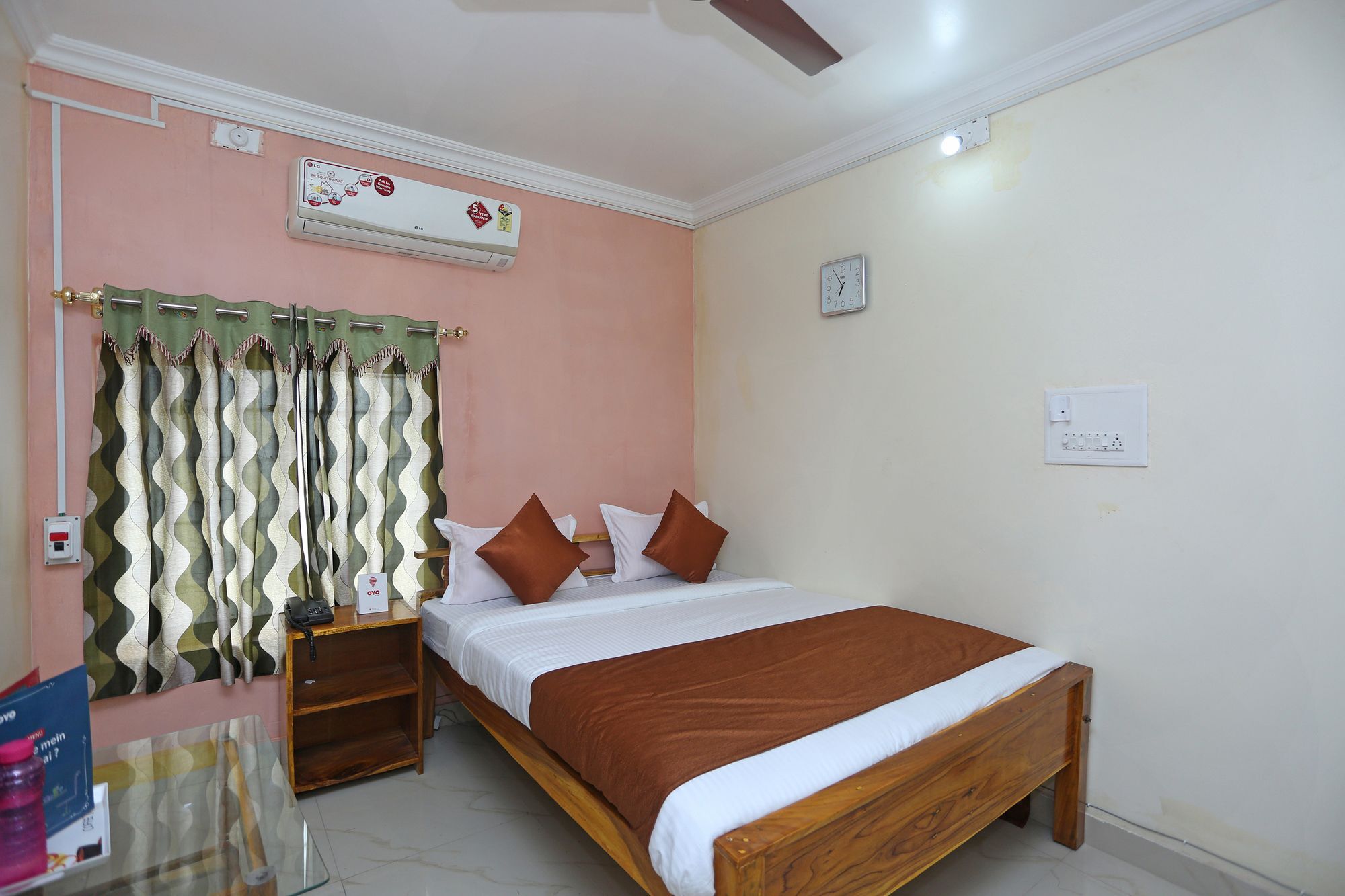 בובנשוואר Oyo Flagship 9009 Tc Guest House מראה חיצוני תמונה