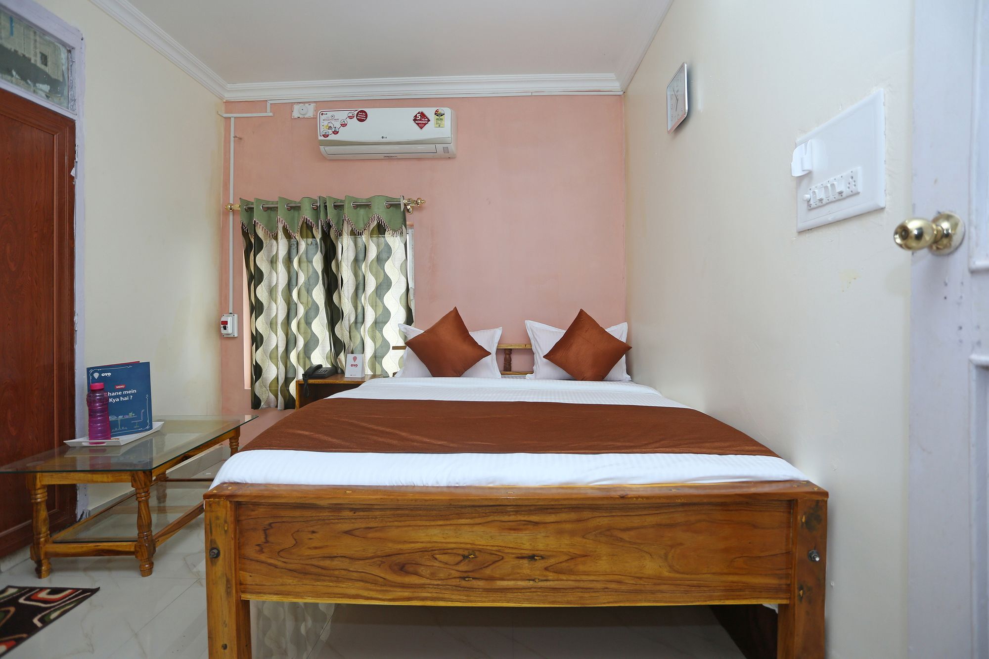 בובנשוואר Oyo Flagship 9009 Tc Guest House מראה חיצוני תמונה